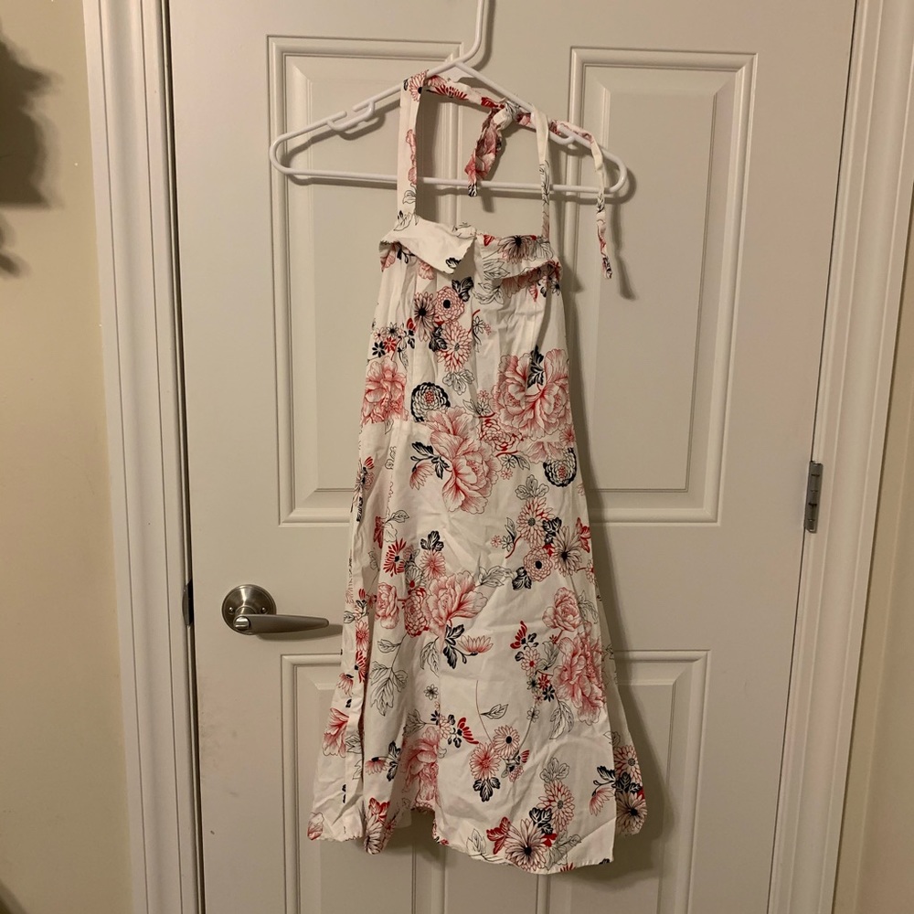 Women’s dress